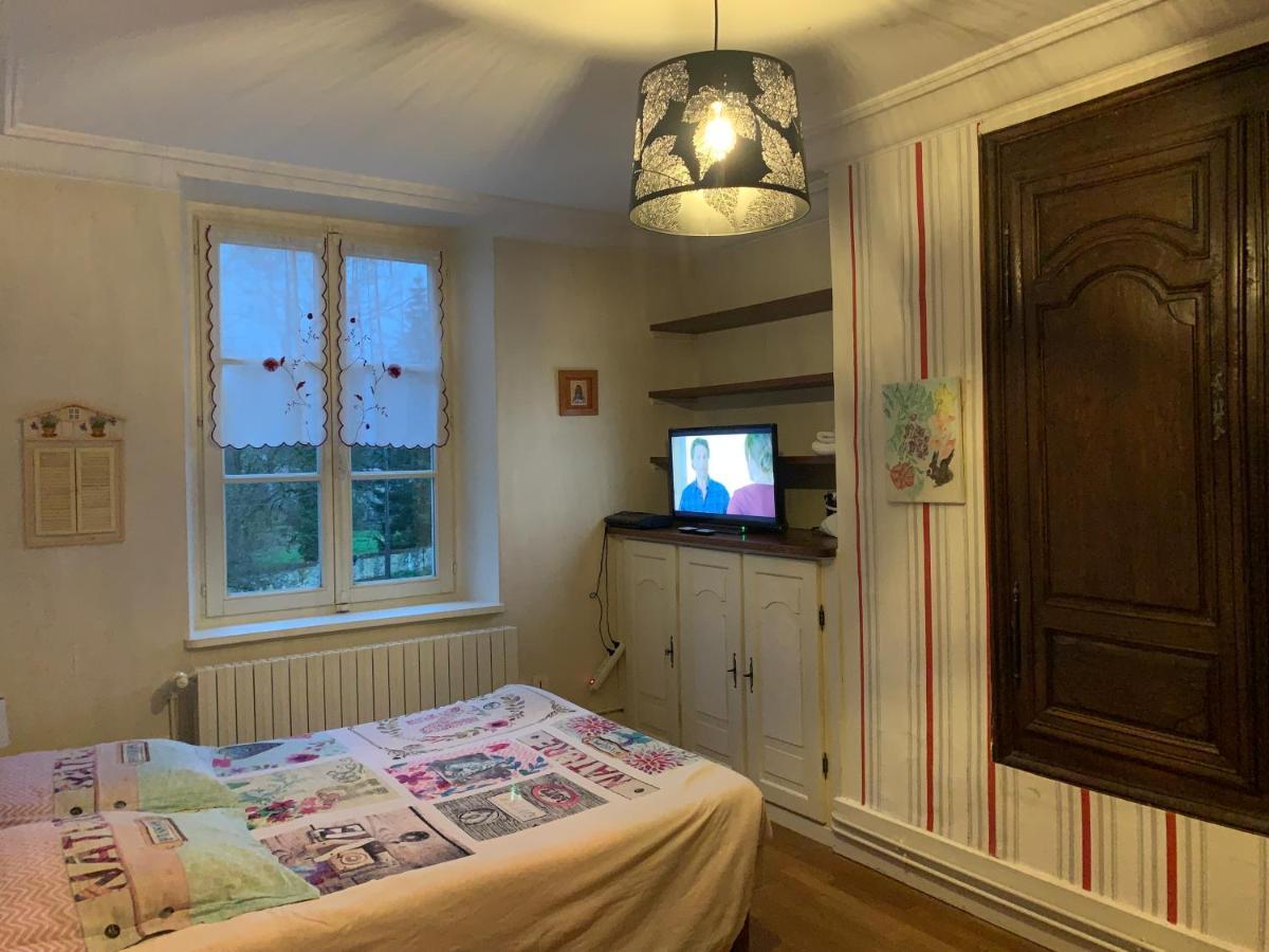 Chambres D'Hotes Dans Une Maison De Caractere Mussey-sur-Marne エクステリア 写真